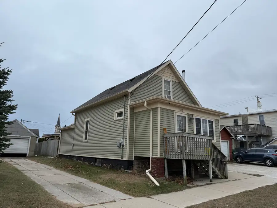 1313 21st St, Two Rivers, WI 54241 - Image #3
