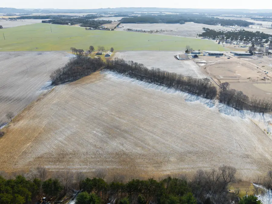 000 Schubert Rd, Trempealeau, WI 54661 - Image #2