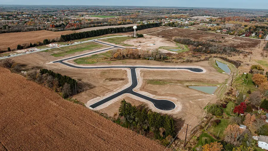 Lt5 Hawks Ridge Rd, Grafton, WI 53024 - #2