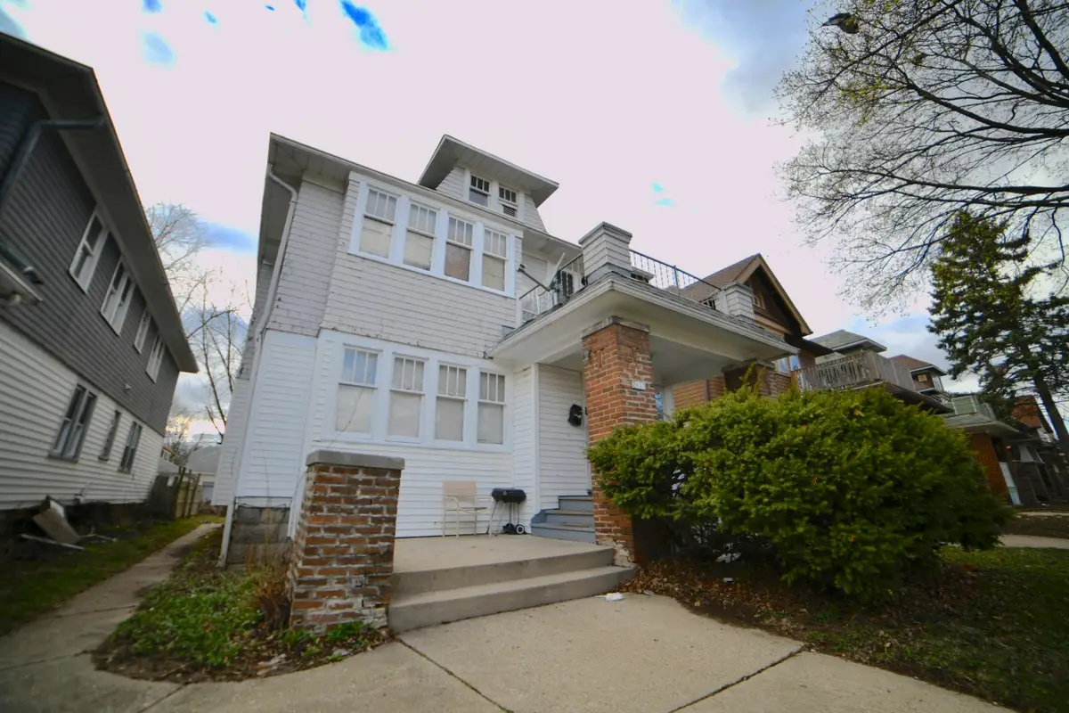 2633 N 50th St, Milwaukee, WI 53210 - Image #1