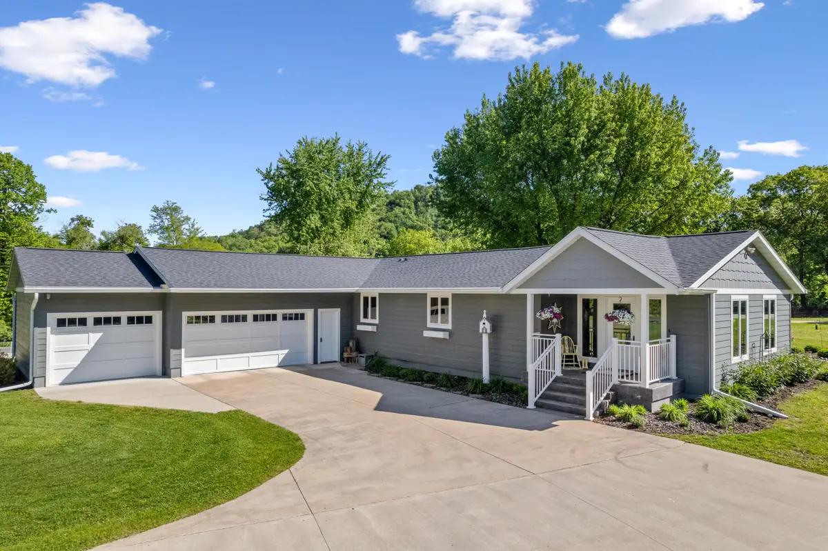 W770 Meadow Ln, Fountain City, WI 54629 - Image #1