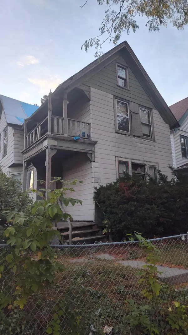 2851 N 6th St, Milwaukee, WI 53212