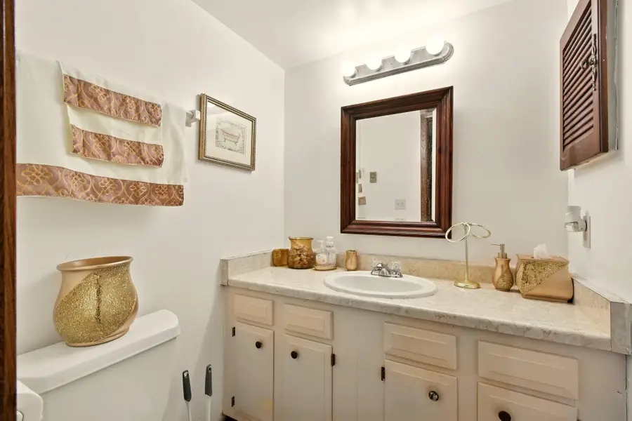 8657 N 73rd St, Milwaukee, WI 53223 - Image #3