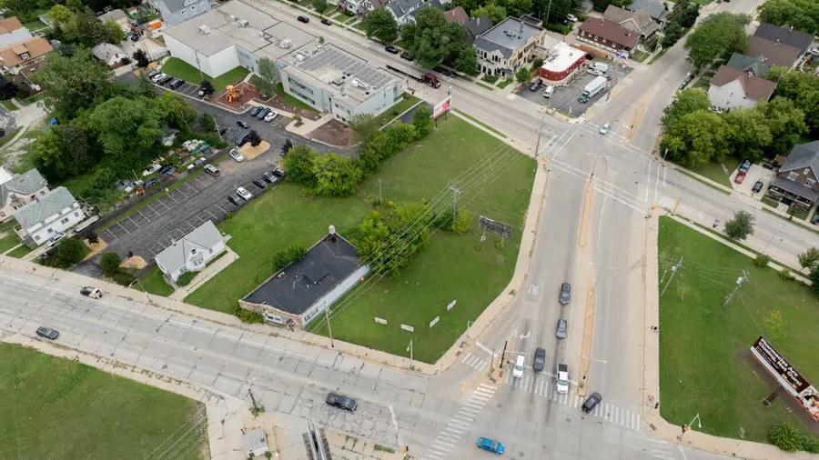 3512 N Dr Martin Luther King Jr Dr, Milwaukee, WI 53212 - Image #3