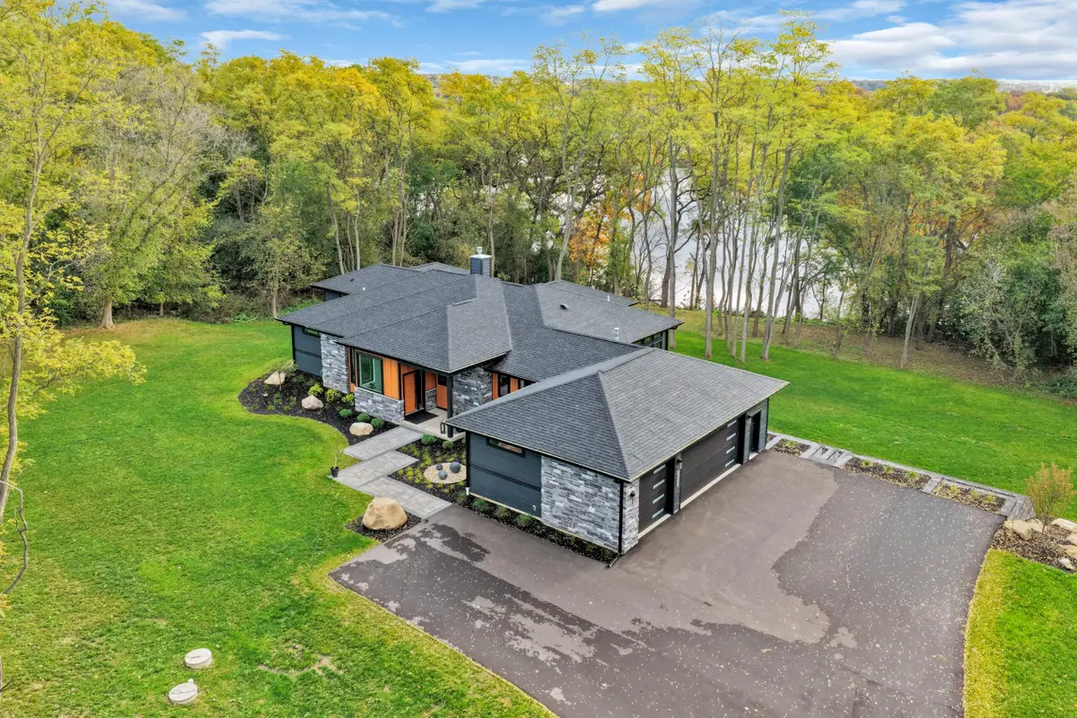 815 N English Settlement Ave, Rochester, WI 53105 - Image #1