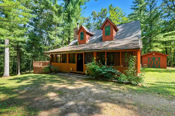 W3864 W Lemonweir Ct, Lemonweir, WI 53948