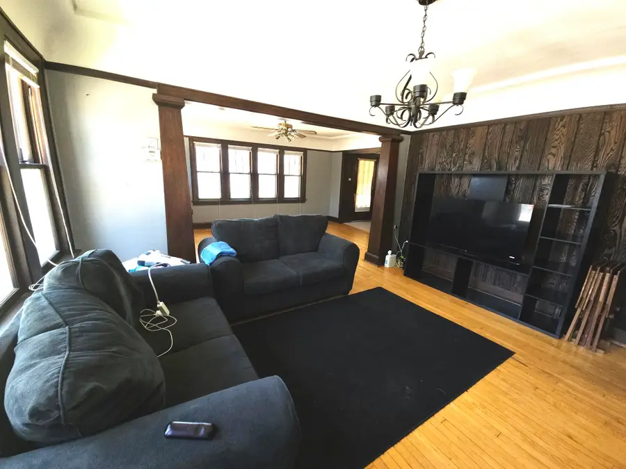 5602 W Rogers St, West Allis, WI 53219 - Image #3