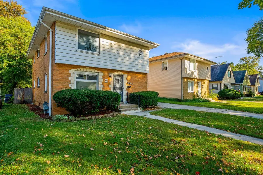 4882 N 50th St, Milwaukee, WI 53218 - Image #2