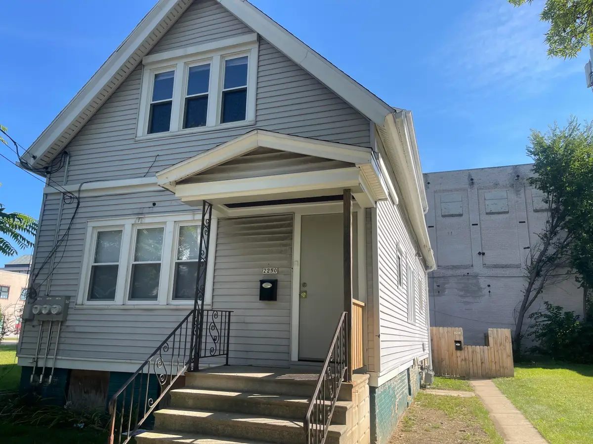 2250 N 14th St, Milwaukee, WI 53205 - Image #1