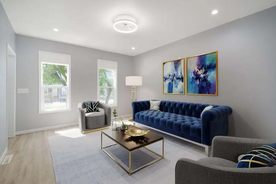 2646 N Vel R Phillips Ave, Milwaukee, WI 53212 - Image #2