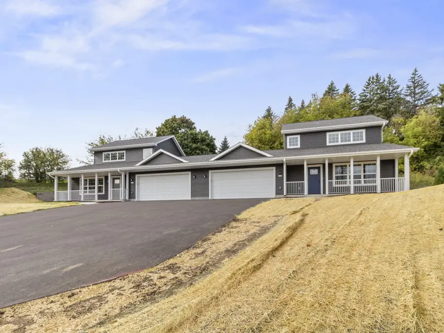 1904 River Dr, West Bend, WI 53090 - Image #3