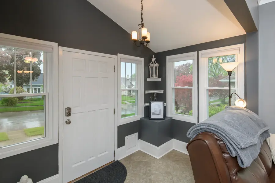 3741 E Allerton Ave, Cudahy, WI 53110 - Image #2