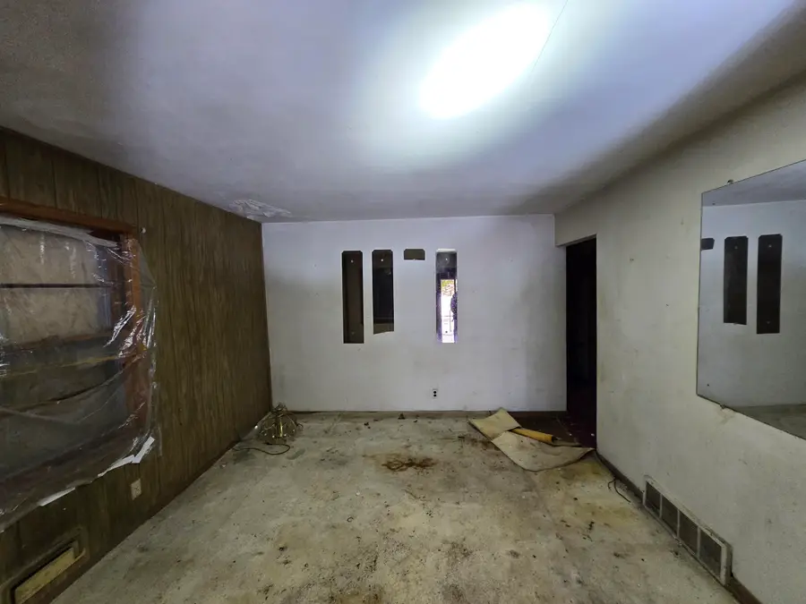 4469 N 20th St, Milwaukee, WI 53209 - #3