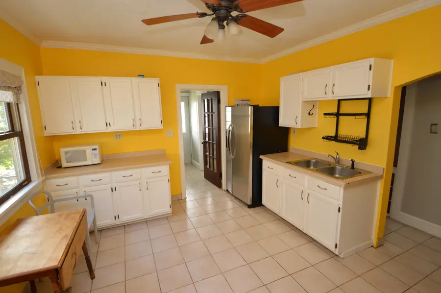 3841 E Edgerton Ave, Cudahy, WI 53110 - Image #3