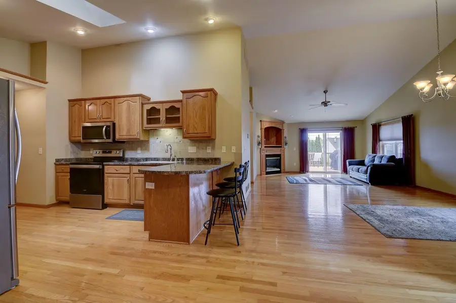 800 Chief Kewaskum Pl, Kewaskum, WI 53040 - Image #2