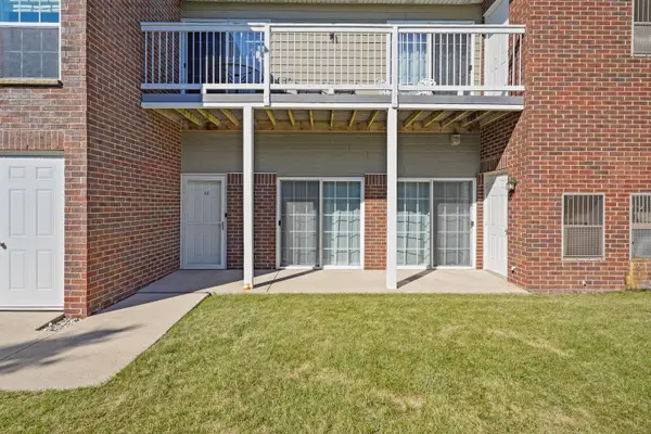 6865 99th Pl, Pleasant Prairie, WI 53158