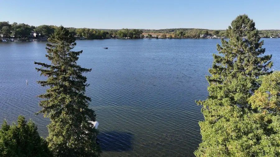 6616 Heidelberg Cir, Waterford, WI 53185 - Image #3