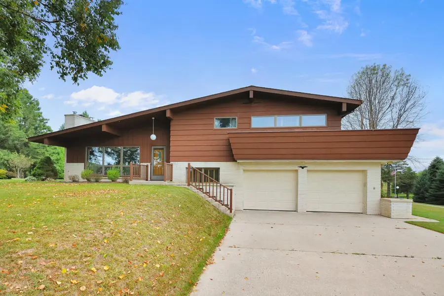 2315 Berringer Rd, Kossuth, WI 54220 - Image #3