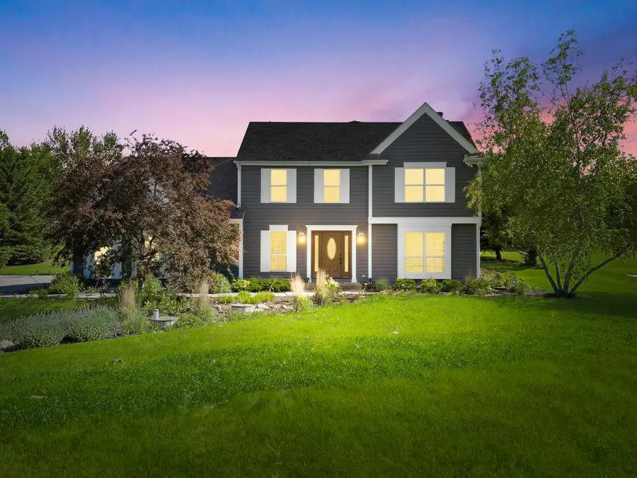 S25W29201 Cambrian Rdg, Genesee, WI 53188 - Image #2