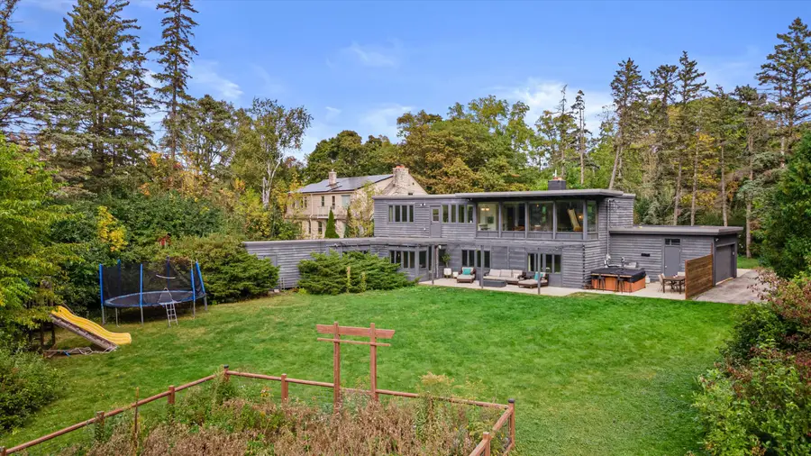 6465 N Santa Monica Blvd, Fox Point, WI 53217 - Image #2