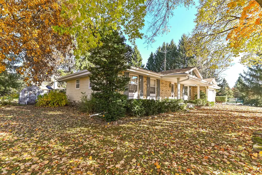 740 E Lisbon Rd, Oconomowoc, WI 53066 - Image #3