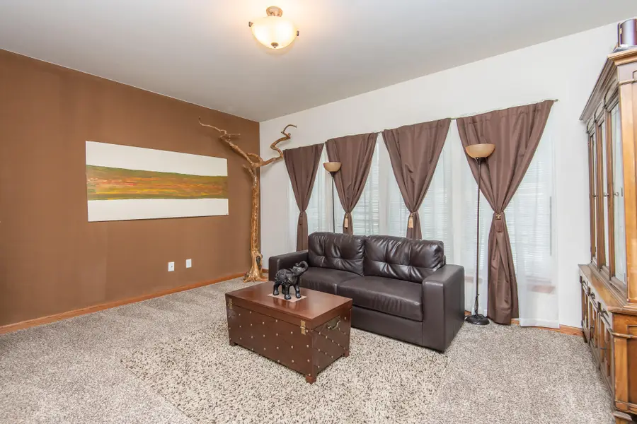 2301 W Garfield Ave, Milwaukee, WI 53205 - Image #2