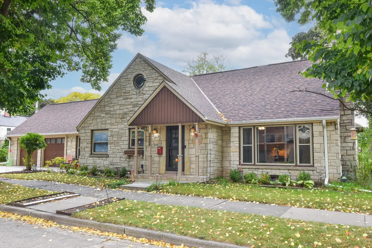 9029 W Hadley St, Milwaukee, WI 53222 - Image #1