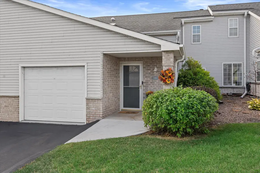 3482 W Sycamore St, Franklin, WI 53132 - Image #2