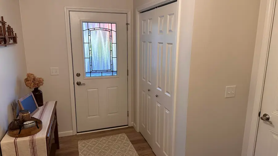 1278 Meadowbrook Dr, Cleveland, WI 53015 - Image #2