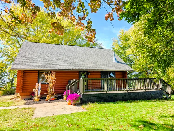 S8168 Stump Ridge Rd, Franklin, WI 54665