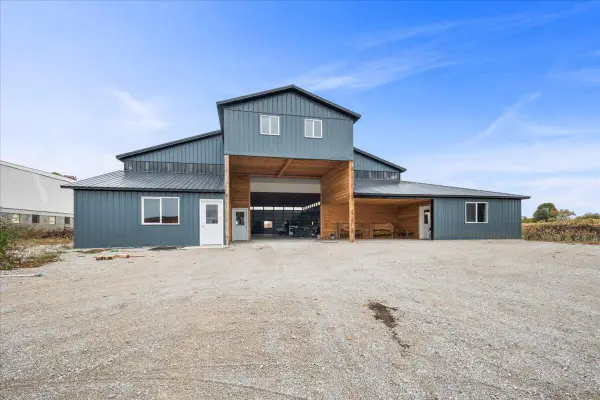 W1858 County Road Q, New Holstein, WI 53020