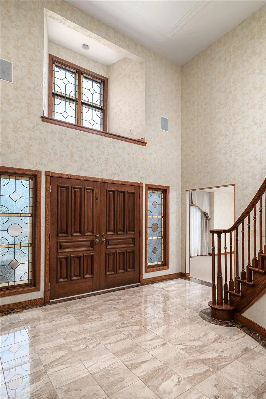 636 L Hauser Rd, Onalaska, WI 54650 - Image #2