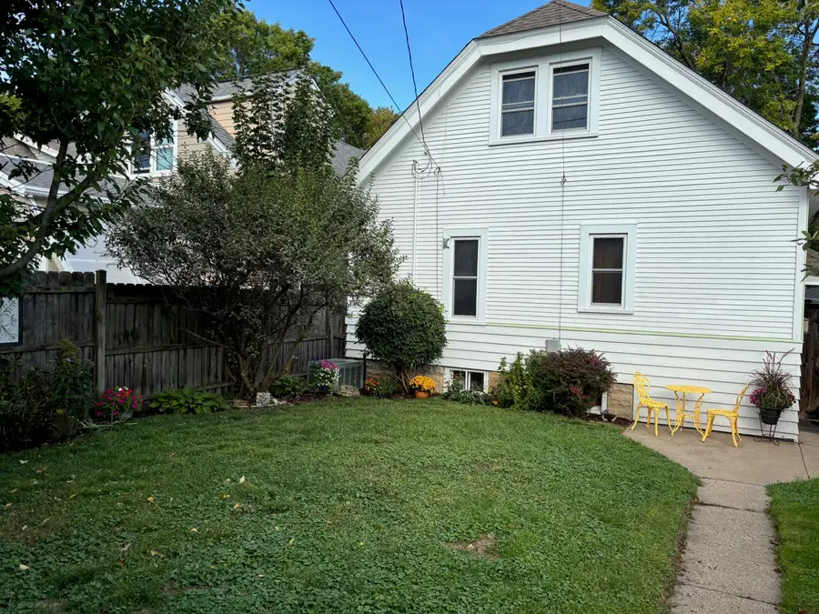 3265 S New York Ave, Milwaukee, WI 53207 - Image #2