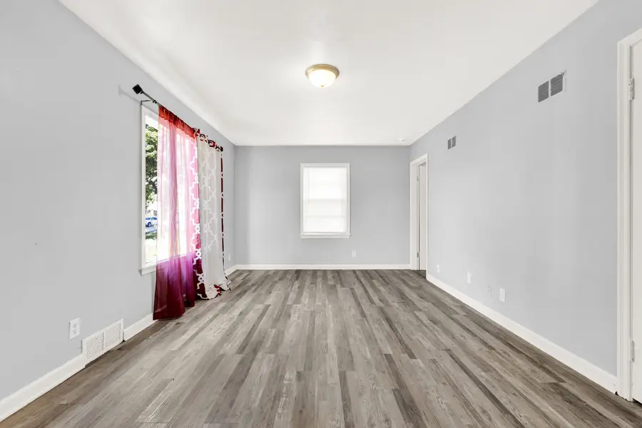 4024 N 44th St, Milwaukee, WI 53216 - Image #3