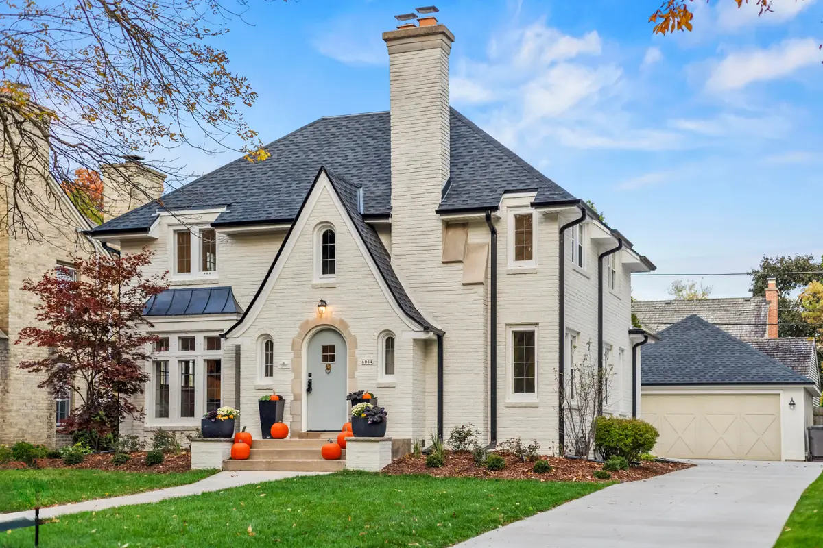 6054 N Bay Ridge Ave, Whitefish Bay, WI 53217 - Image #1