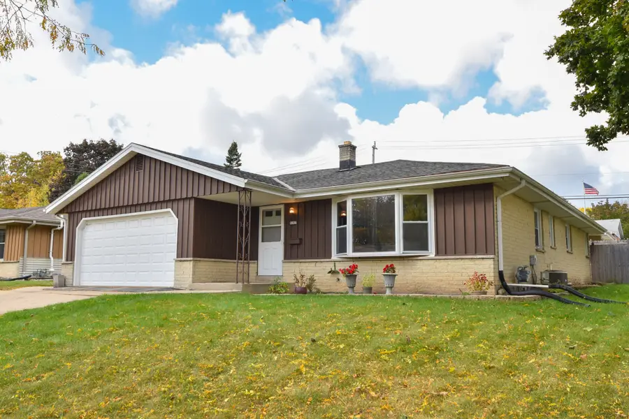 5107 S 20th St, Milwaukee, WI 53221 - Image #2