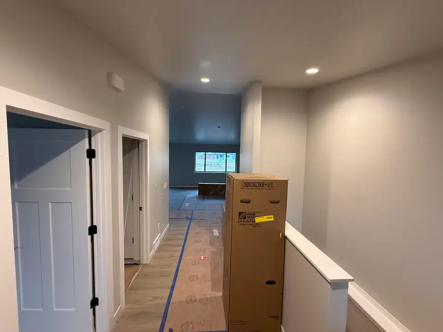 1918 Arches Dr, Holmen, WI 54636 - Image #2