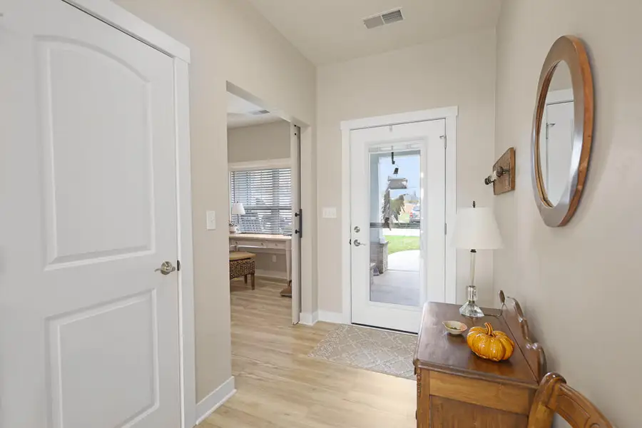 1335 Lynx Ln, Manitowoc, WI 54220 - Image #3