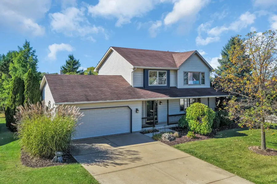 2520 Amber Ln, Mount Pleasant, WI 53406 - Image #2