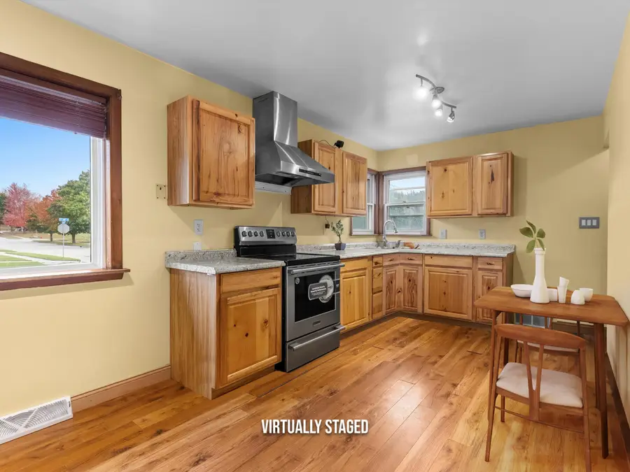 2118 S 14th St, Manitowoc, WI 54220 - Image #2