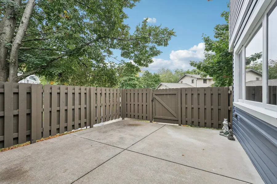 N76W14595 North Point Ct, Menomonee Falls, WI 53051 - Image #3