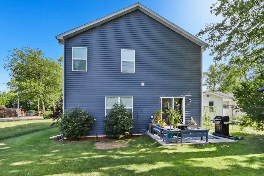 24927 67th St, Paddock Lake, WI 53168 - Image #2