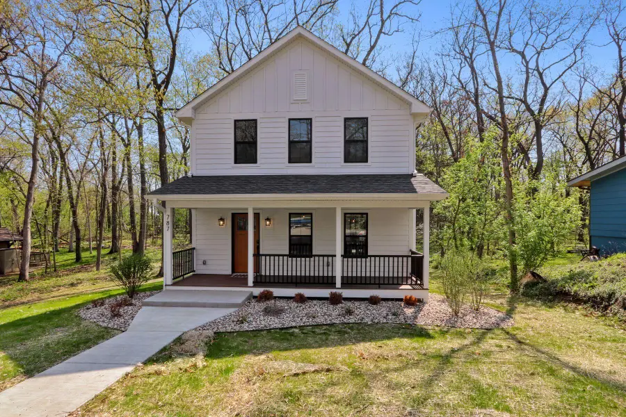 787 Odsila Way, Fontana, WI 53125 - Image #2