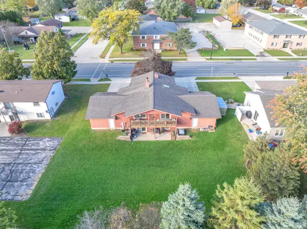 261 Main St, Belgium, WI 53004