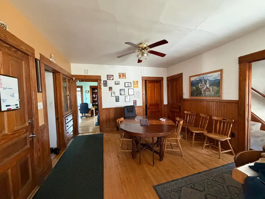 550 W Chestnut St, Port Washington, WI 53074 - Image #2