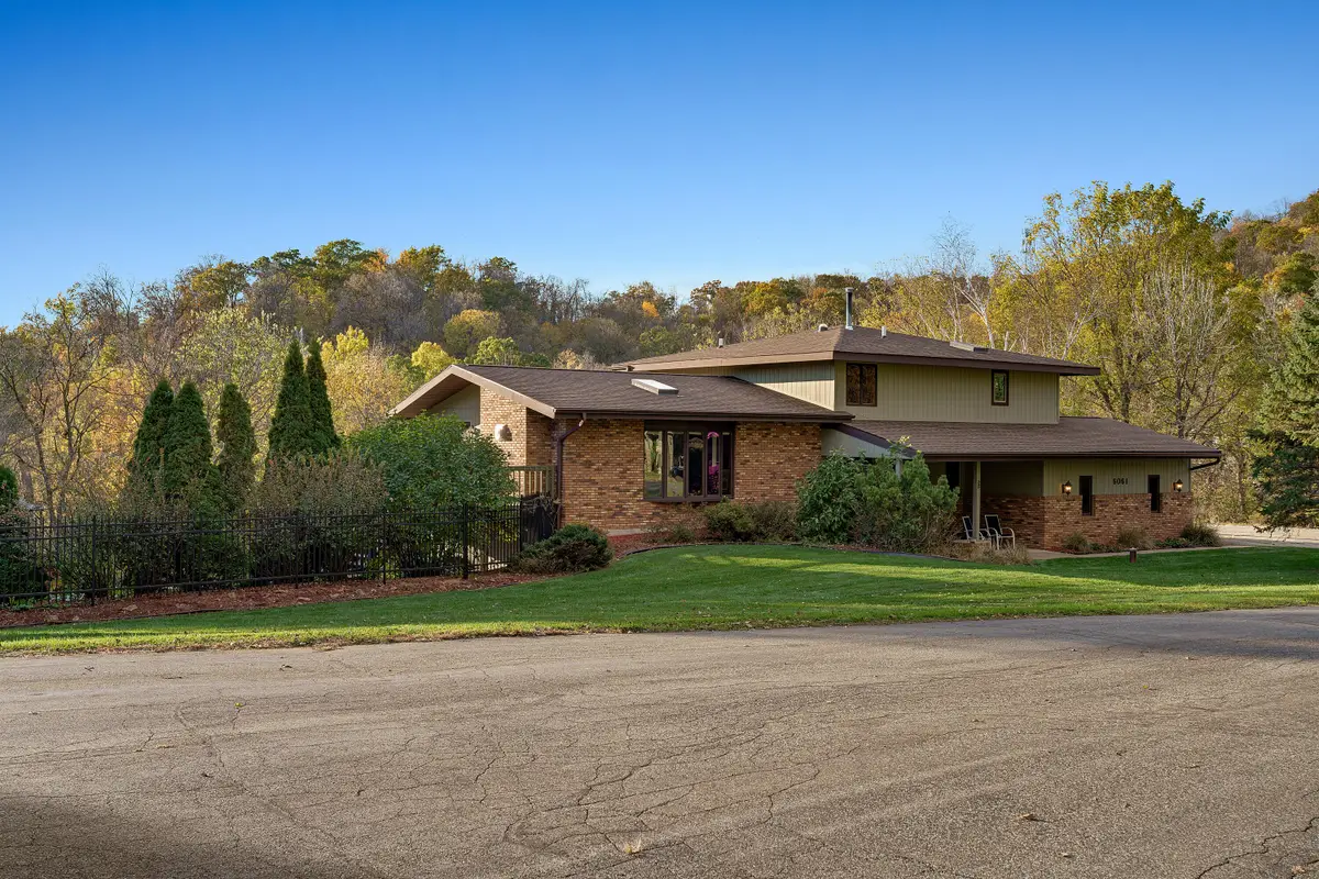 N6061 Summerglow Trl, Onalaska, WI 54650 - Image #1