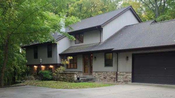 5287 Pleasant Hill Rd, Richfield, WI 53027