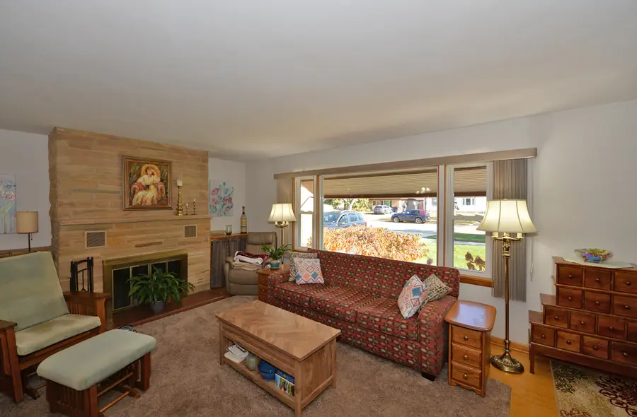 934 Illinois St, Racine, WI 53405 - Image #3