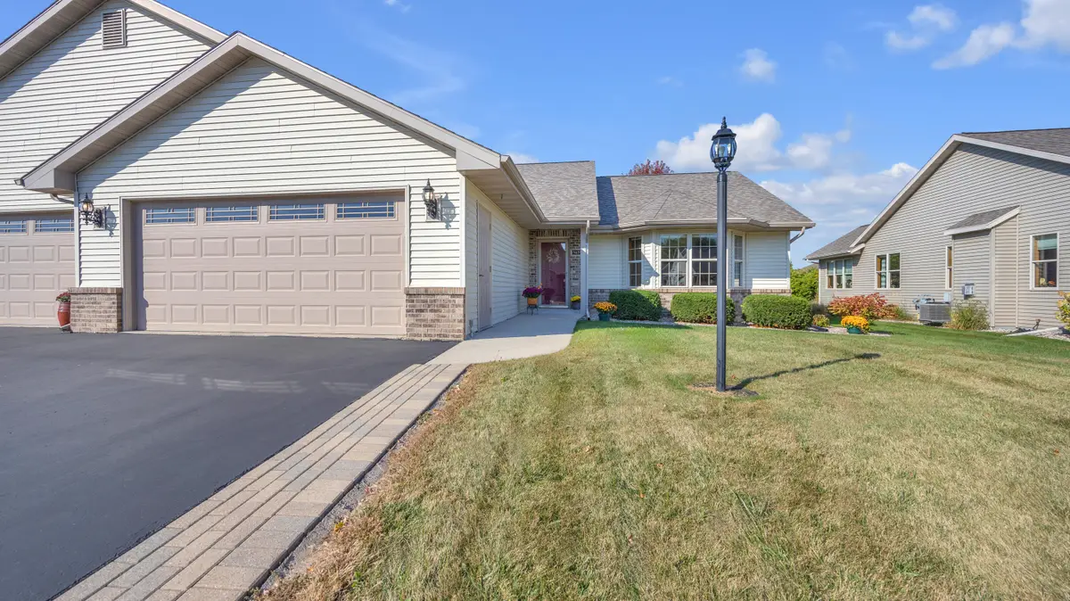 N6590 Westwind Dr, Fond Du Lac, WI 54937 - Image #1