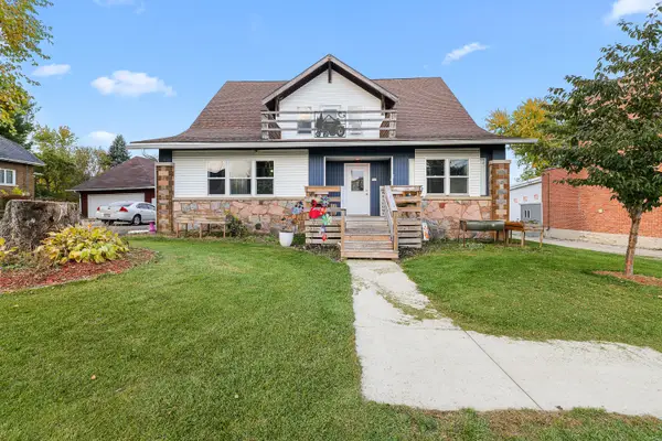 W6180 Main St, Burnett, WI 53922